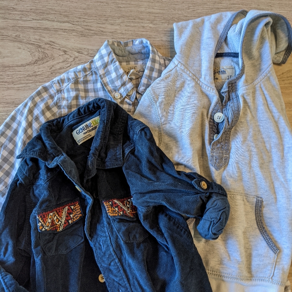 Toddler boy's long sleeve shirt lot